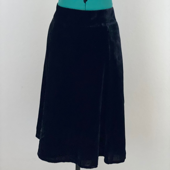 SOLD velvet midi skirt by Charter Club Size 12 - Picture 2 of 11